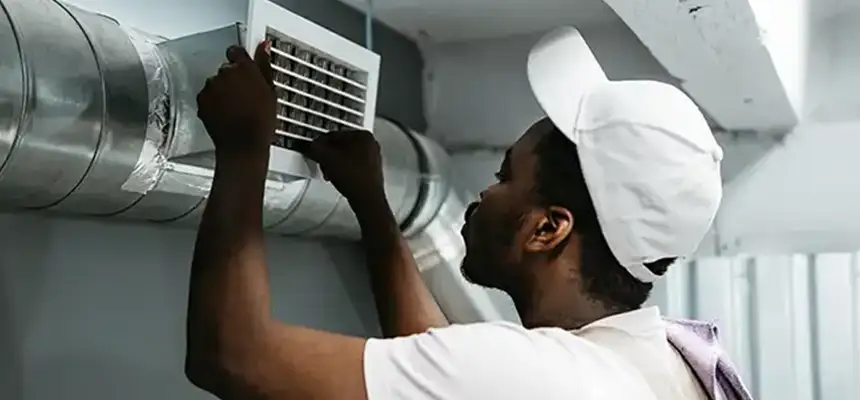 Our Licensed And Insured Cleaners in Highland Park, IL