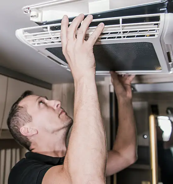  Professional Licensed And Insured Cleaners in Highland Park, IL